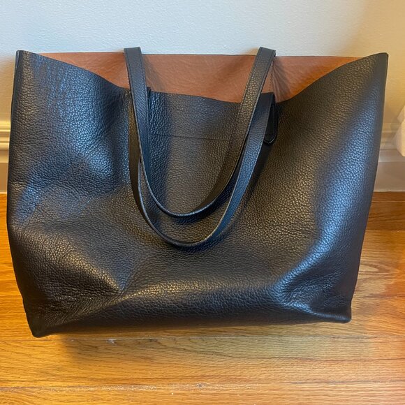 Cuyana Classic Structured Leather Tote - Picture 2 of 4